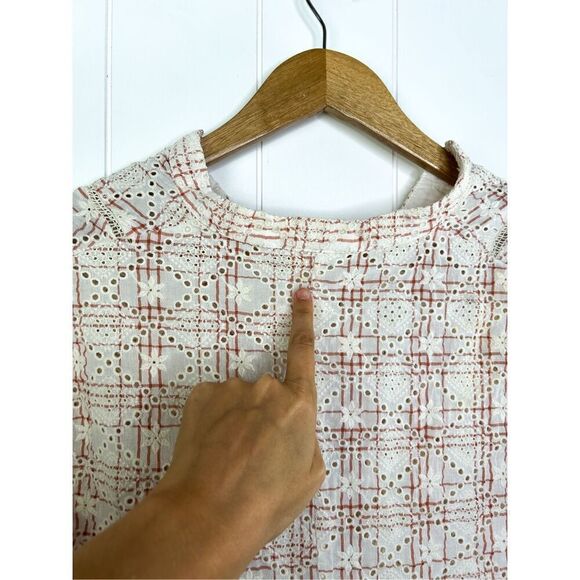 Anthropologie Akemi + Kin Lindy Popover Top Eyelet Embroidery White Pink Flowy S - Picture 15 of 15